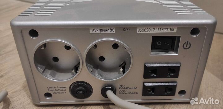 Стабилизатор напряжения Defender power 600