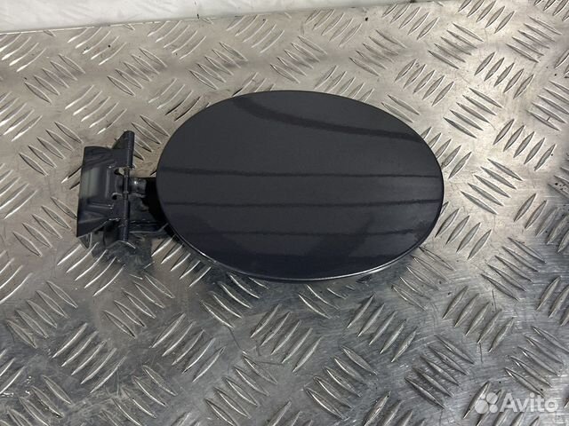 Лючок бензобака mazda 3 bk седан