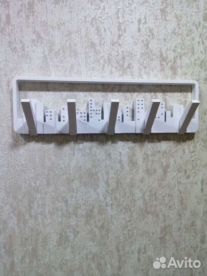 Вешалка - крючки новая