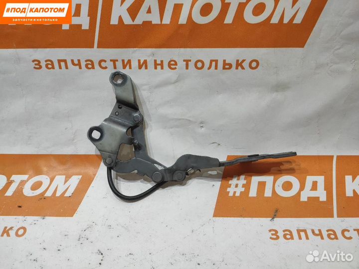 Петля капота левая BMW 1 E87 2007 7060559