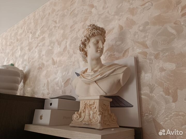 Апполон 30 см. Не гипс (лучше)