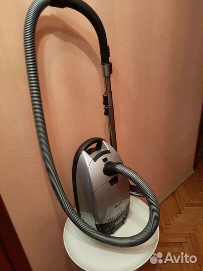 Пылесос Miele
