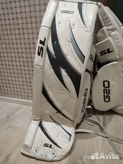 Вратарские щитки sr