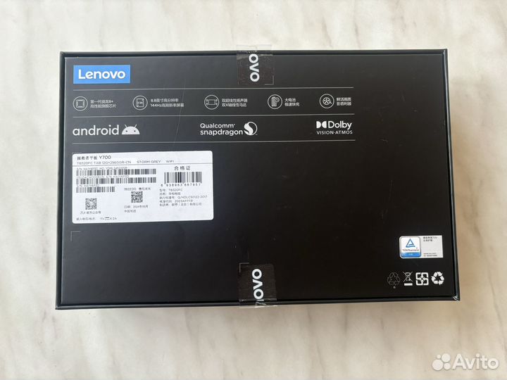 Игровой мини-планшет Lenovo legion Y700