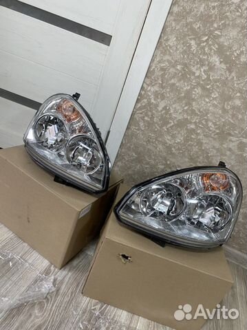 Фара на приору левая и правая