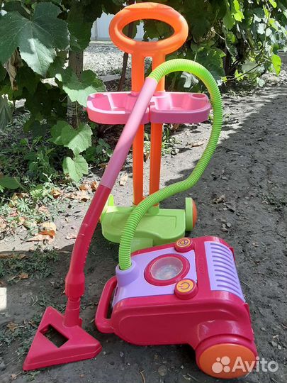 Детские игрушки: пылесос