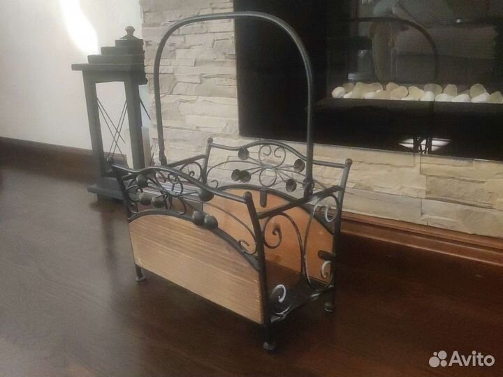 Дровница для камина