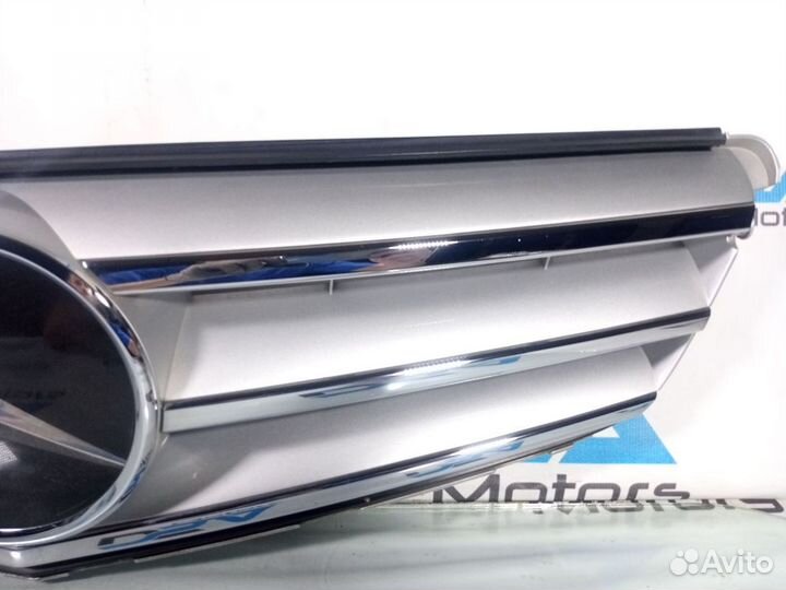 Решетка радиатора Mercedes W204 рест из Японии