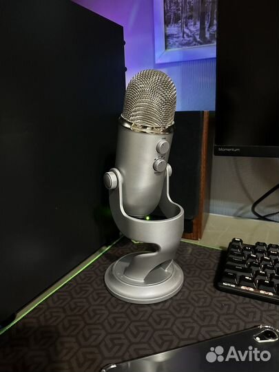 Студийный микрофон blue yeti silver