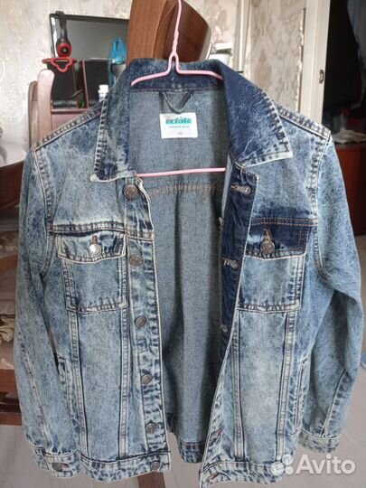 Джинсовая куртка