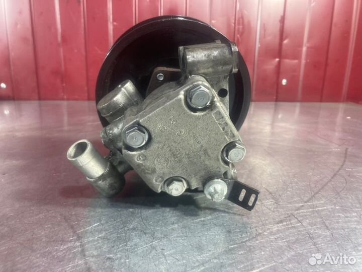 Насос гидроусилителя руля Mercedes Clc-Class CL203