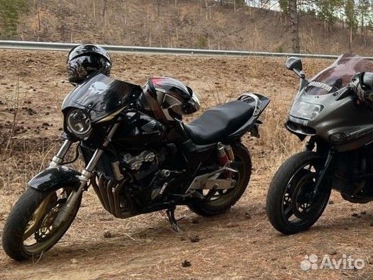 Honda cb 400 vtec 3