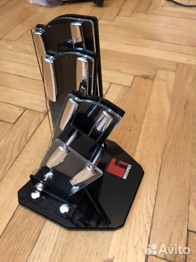 Подставка под ножи bergner