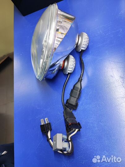 Фара на мотоцикл
