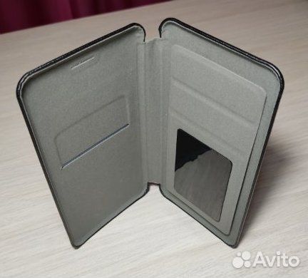 Универсальные чехлы