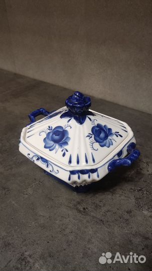 Шикарная сахарница Гжель