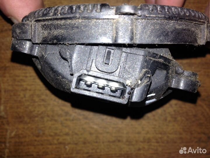 Мотор зеркала Киа Сид 2