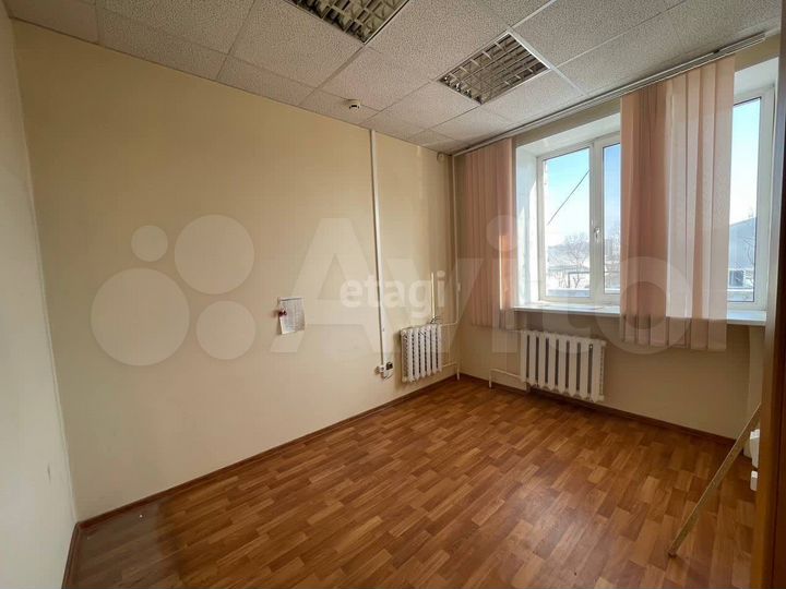 Продам офисное помещение, 930.8 м²
