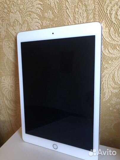 iPad air 2 16gb wifi в хорошем состоянии