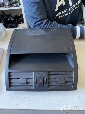 Накладка в торпедо центральная Mazda 6 (GH )