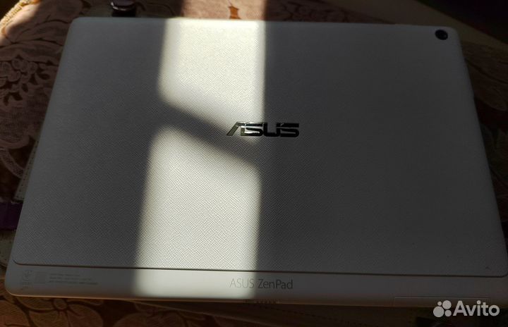 Asus ZenPad P021