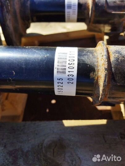 Стойки передние Форестер SJ