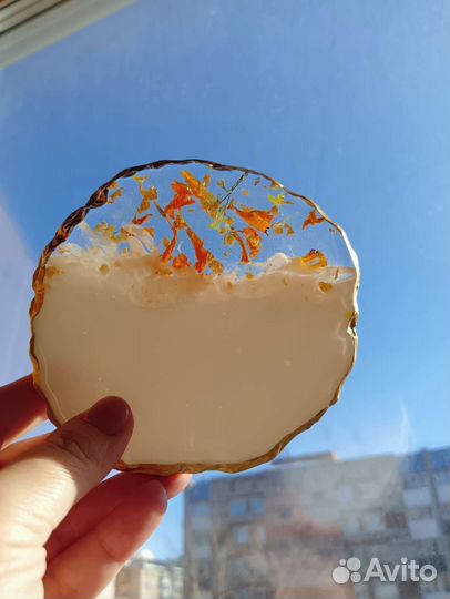 Продаю набор (3 шт) подстаканников из смолы