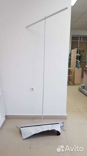 Мобильный стенд ролл-ап