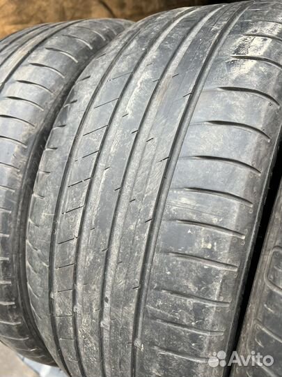 Goodyear EfficientGrip Performance 225/45 R18