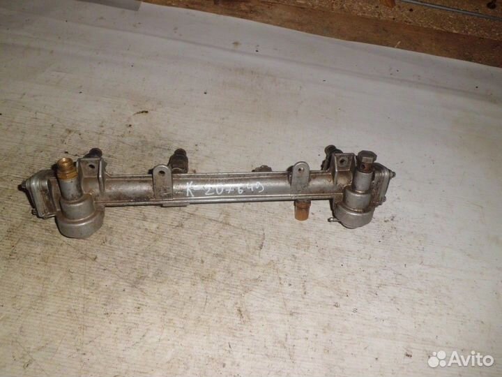 Рейка топливная (рампа) (Mercedes-Benz C-class)