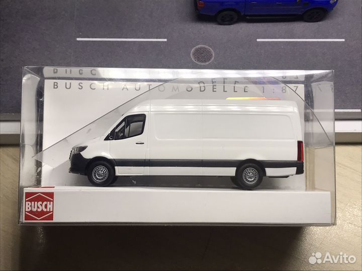 1/87 Mercedes-Benz Sprinter (Freightliner)