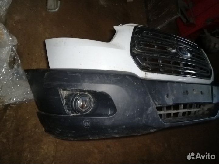 Бампер передний - передний Ford Transit 2.2