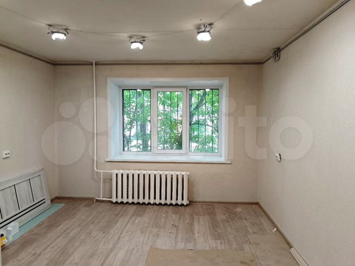 Комната 18 м² в 4-к., 1/5 эт.