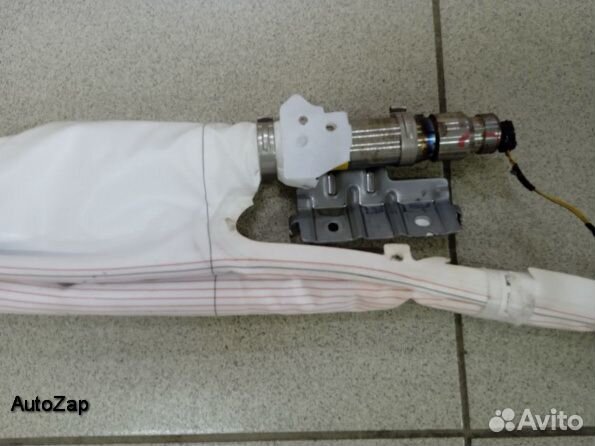 Тойота Королла Е210 безопасность в крышу