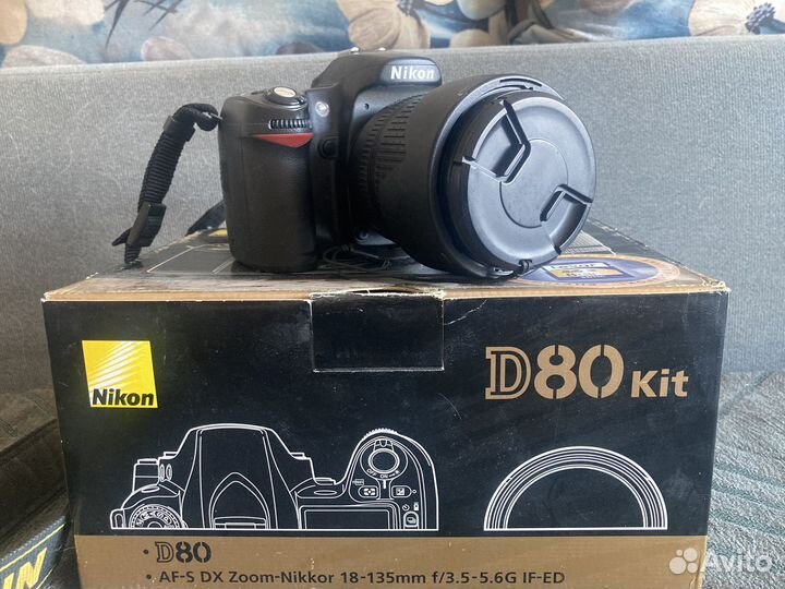 Зеркальный фотоаппарат nikon d80