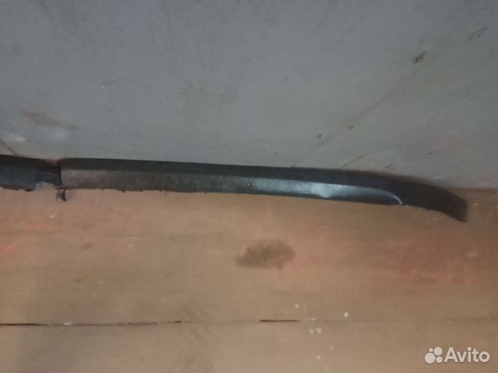 Губа бампера Опель Зафира б