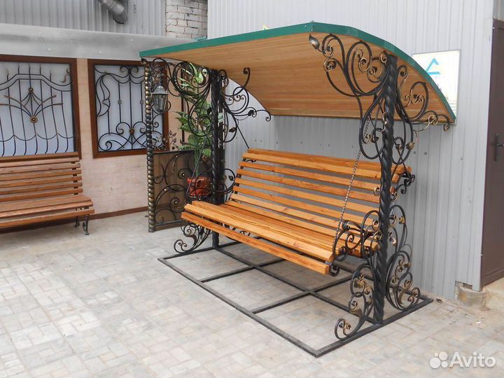 Кованые качели