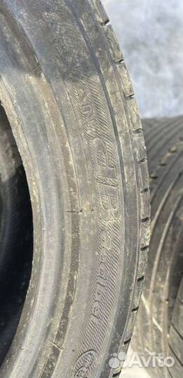 Yokohama Advan dB V551V 235/45 R18