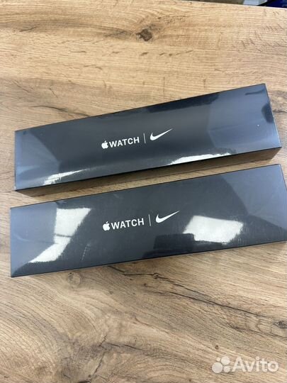 Часы apple watch Se 40 mm nike
