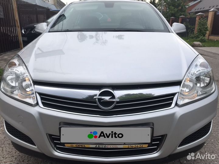 Opel Astra 1.8 МТ, 2014, 106 000 км