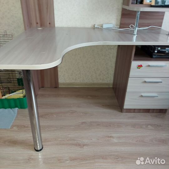 Угловой диван бу