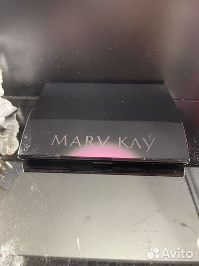 Футляр палетка для косметики mary kay