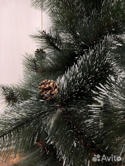 Елка искусственная