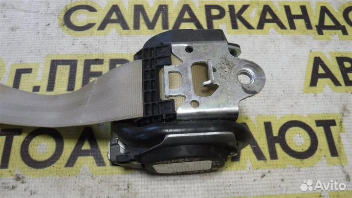 Ремень безопасности с пиропатроном Volkswagen Tou