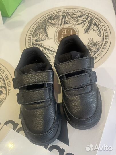 Кроссовки детские adidas 23 размер