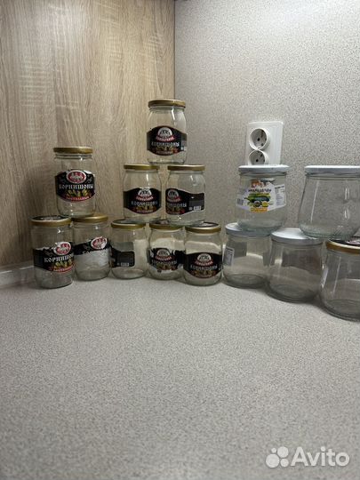 Банка с крышкой