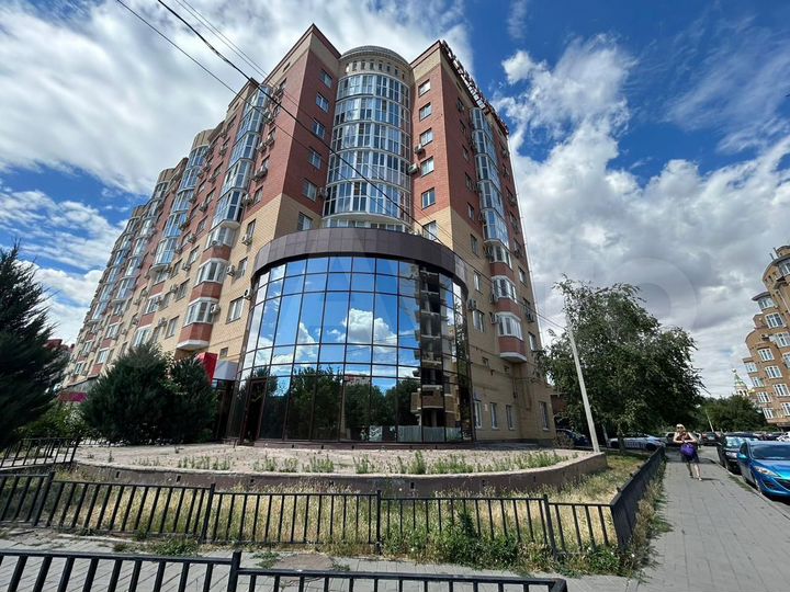 3-к. квартира, 84,4 м², 4/10 эт.