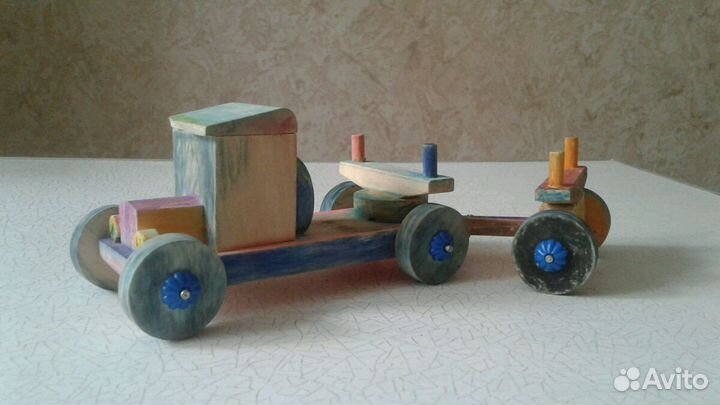 Игрушки из дерева