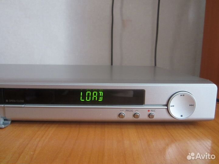 DVD-рекордер Samsung DVD-R130