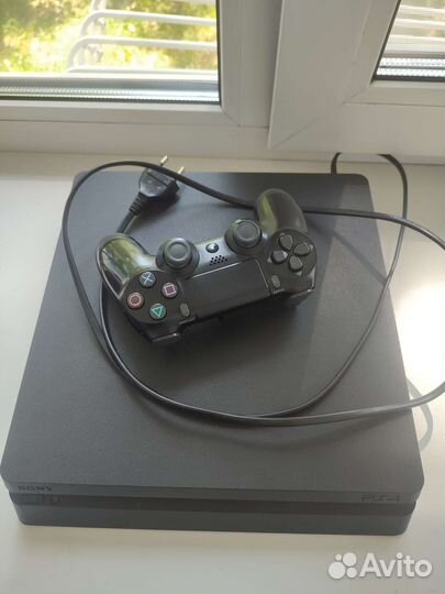 Sony PS4 slim 1tb